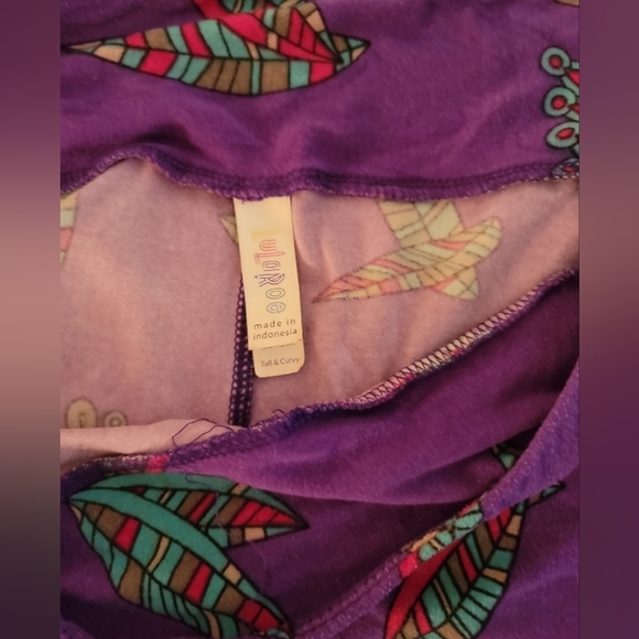 Lularoe feather leggings size big & tall L - Picture 2 of 3
